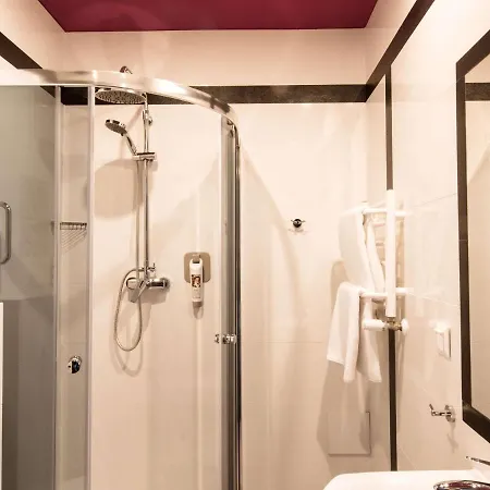 Отель Ibis Styles Stare 3*