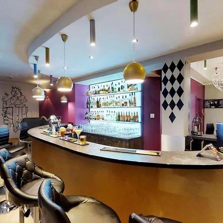 Ibis Styles Stare
