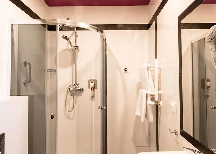 Hotel Ibis Styles Stare 3*